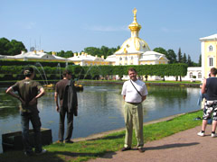 В верхнем саду Петродворца